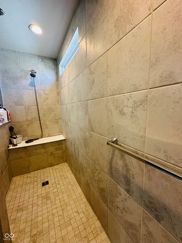 6162 Crabapple Drive, Whitestown, IN 46075