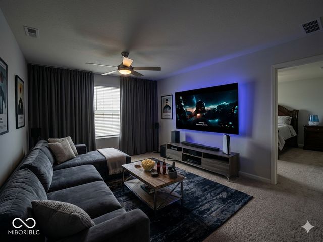 6162 Crabapple Drive, Whitestown, IN 46075