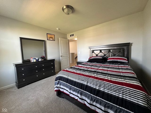 6162 Crabapple Drive, Whitestown, IN 46075