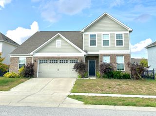 6162 Crabapple Drive, Whitestown, IN 46075