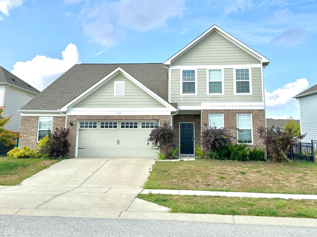 6162 Crabapple Drive, Whitestown, IN 46075