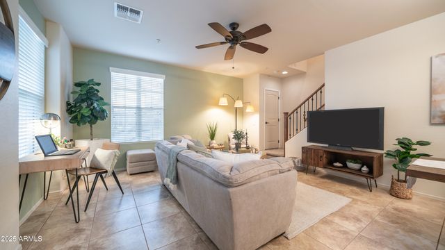 4732 E PORTOLA VALLEY Drive 102, Gilbert, AZ 85297