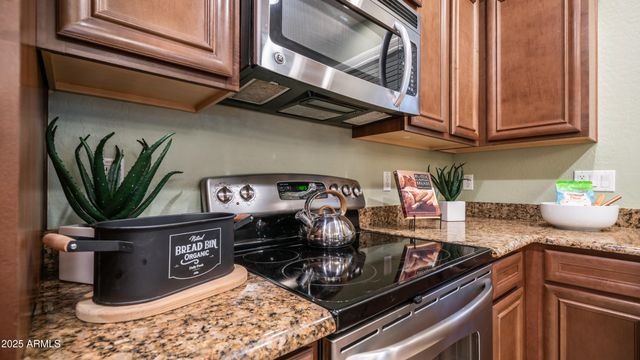 4732 E PORTOLA VALLEY Drive 102, Gilbert, AZ 85297