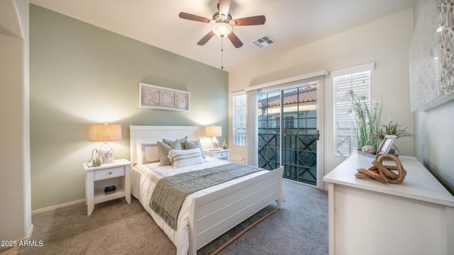 4732 E PORTOLA VALLEY Drive 102, Gilbert, AZ 85297