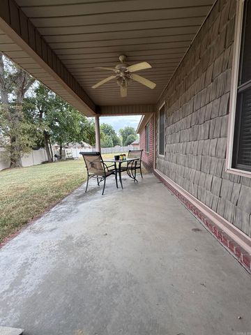 8 Ragan Court, Searcy, AR 72143