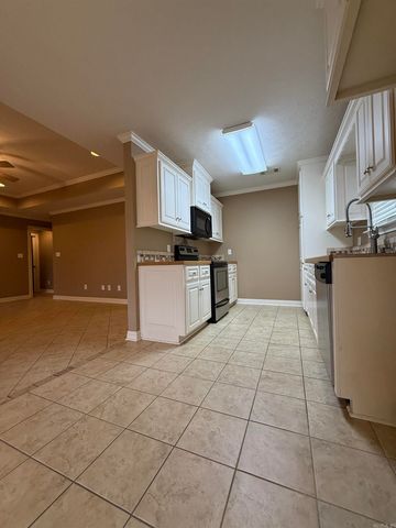 8 Ragan Court, Searcy, AR 72143