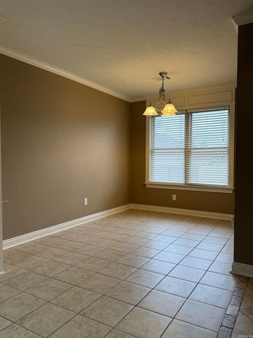 8 Ragan Court, Searcy, AR 72143
