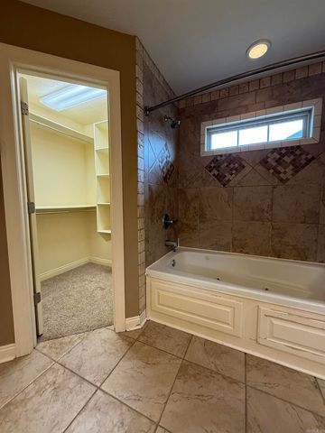 8 Ragan Court, Searcy, AR 72143