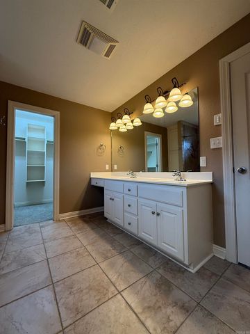 8 Ragan Court, Searcy, AR 72143