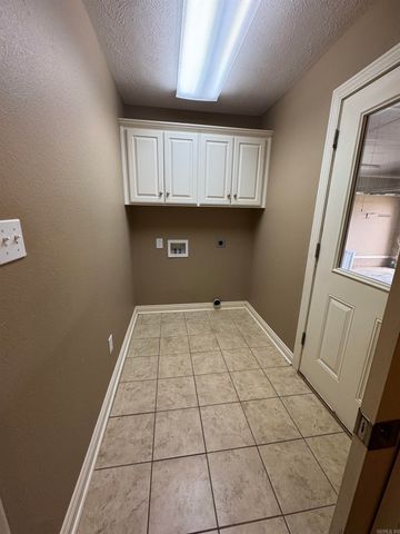 8 Ragan Court, Searcy, AR 72143