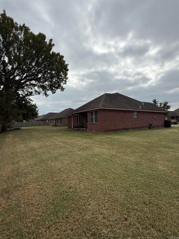 8 Ragan Court, Searcy, AR 72143