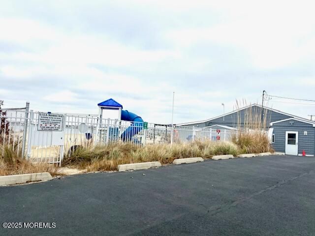 686 Bayview Drive, Toms River, NJ 08753