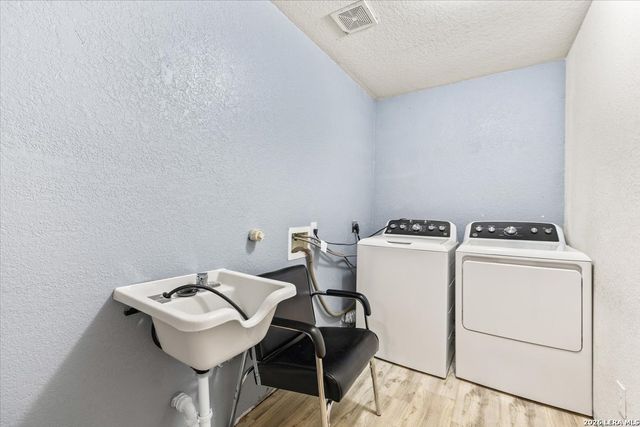 2342 BAXTER STA, San Antonio, TX 78245