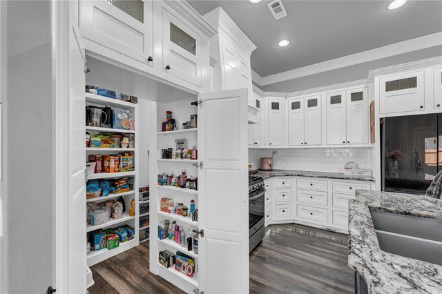 410 Chaparral Street, Centerton, AR 72719