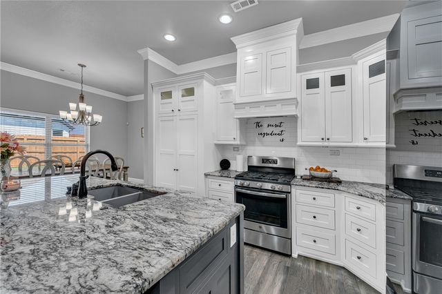 410 Chaparral Street, Centerton, AR 72719