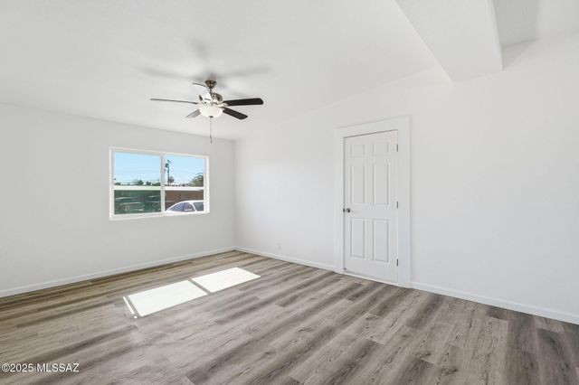 932 W Weymouth Street, Tucson, AZ 85705