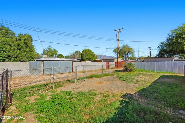 932 W Weymouth Street, Tucson, AZ 85705