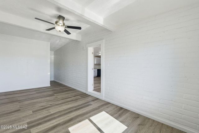 932 W Weymouth Street, Tucson, AZ 85705