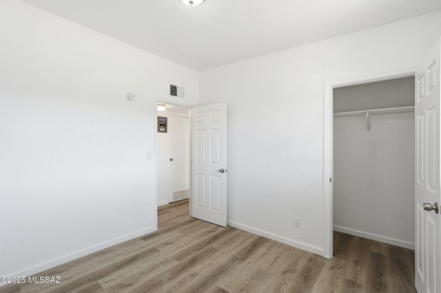 932 W Weymouth Street, Tucson, AZ 85705