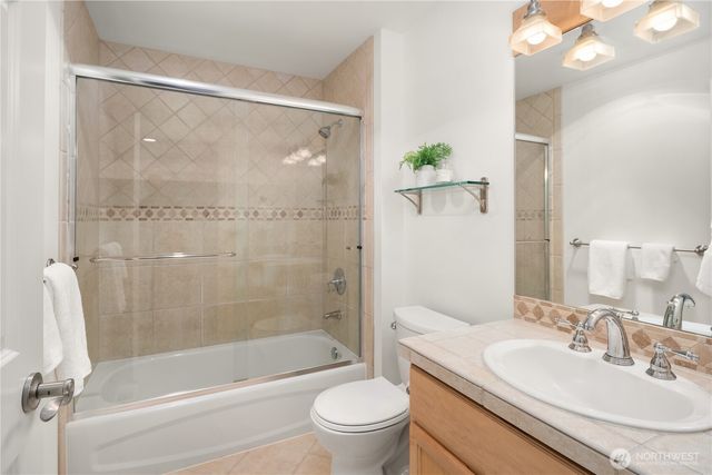 27422 SE 8th Place, Sammamish, WA 98075