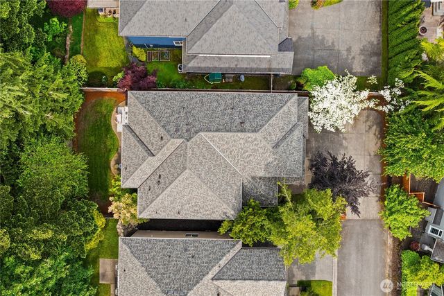 27422 SE 8th Place, Sammamish, WA 98075