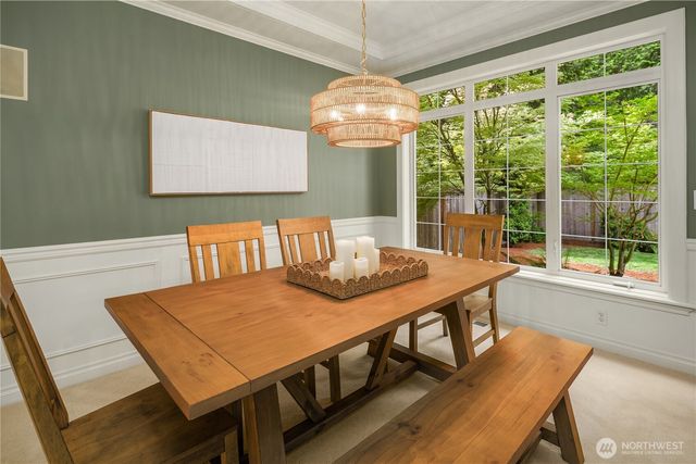 27422 SE 8th Place, Sammamish, WA 98075
