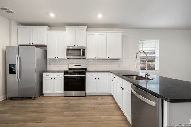 9418 Nubuck Branch, Converse, TX 78109