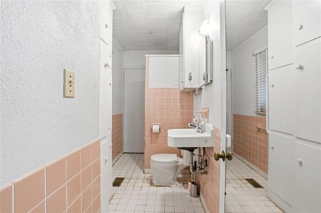 56 N Zack Hinton Parkway, Mcdonough, GA 30253