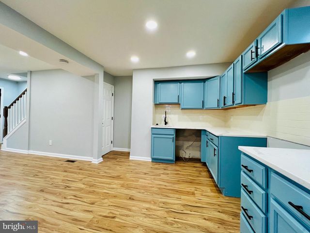 829 50TH ST NE, Washington, DC 20019