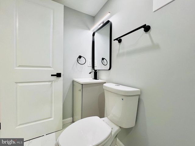 829 50TH ST NE, Washington, DC 20019