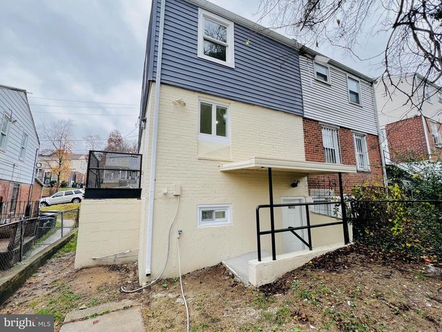 829 50TH ST NE, Washington, DC 20019