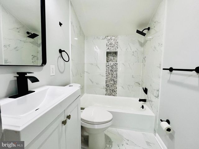 829 50TH ST NE, Washington, DC 20019