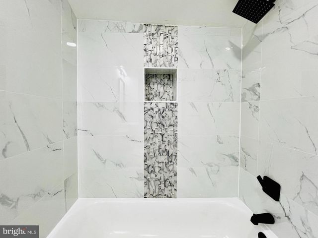 829 50TH ST NE, Washington, DC 20019