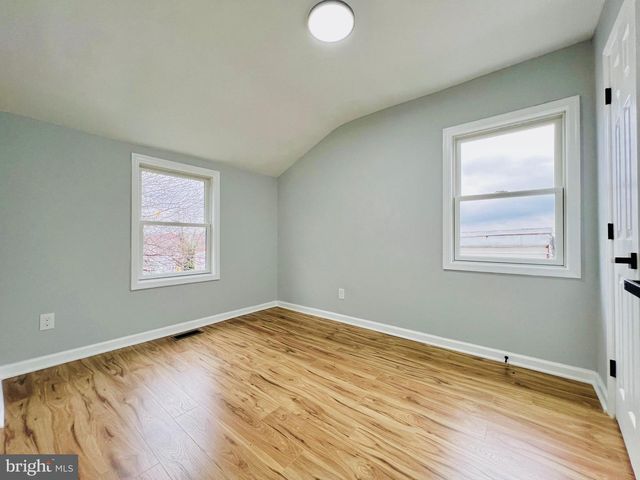 829 50TH ST NE, Washington, DC 20019