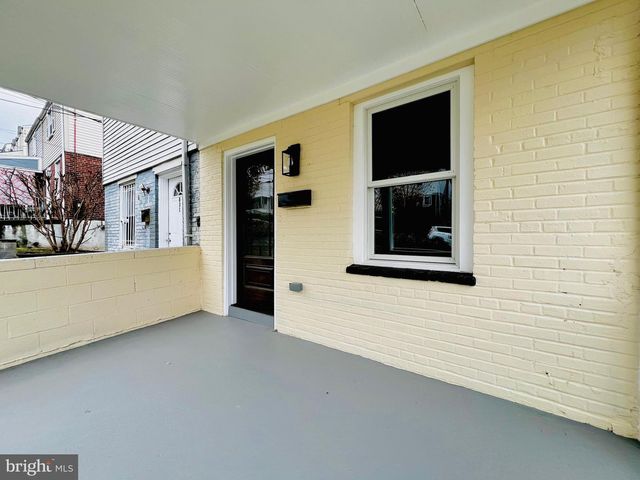 829 50TH ST NE, Washington, DC 20019