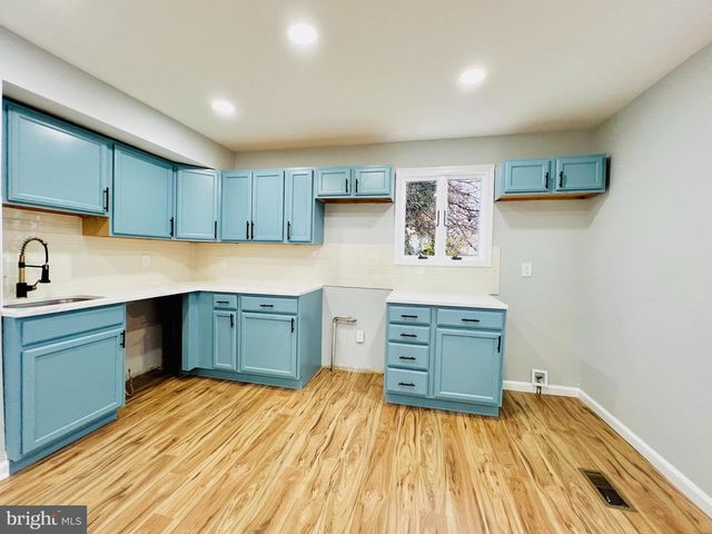 829 50TH ST NE, Washington, DC 20019