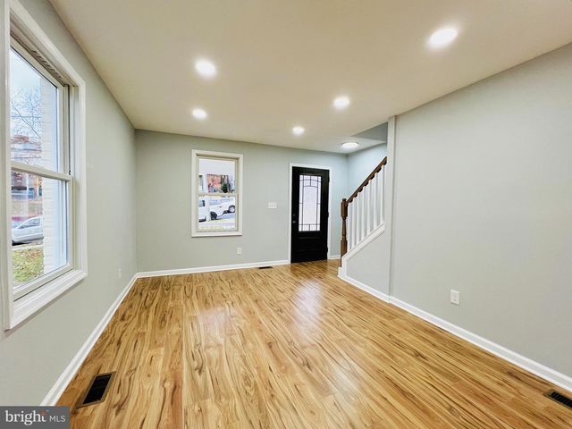 829 50TH ST NE, Washington, DC 20019