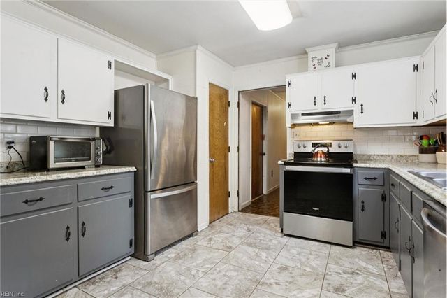 115 Cheadle LOOP, Seaford, VA 23696