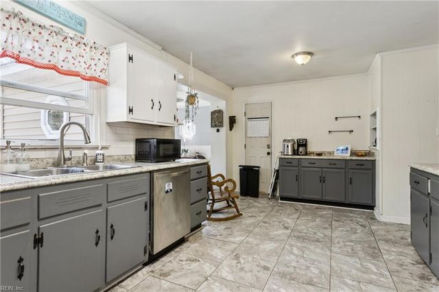 115 Cheadle LOOP, Seaford, VA 23696