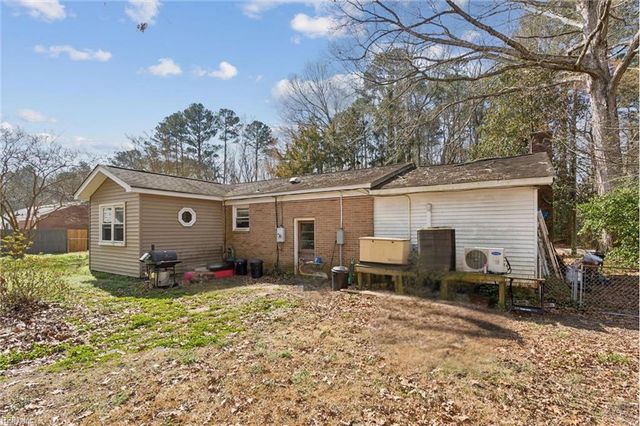 115 Cheadle LOOP, Seaford, VA 23696