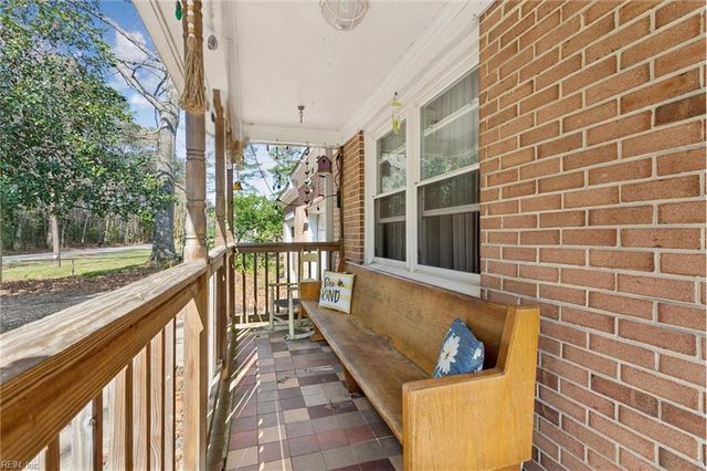 115 Cheadle LOOP, Seaford, VA 23696