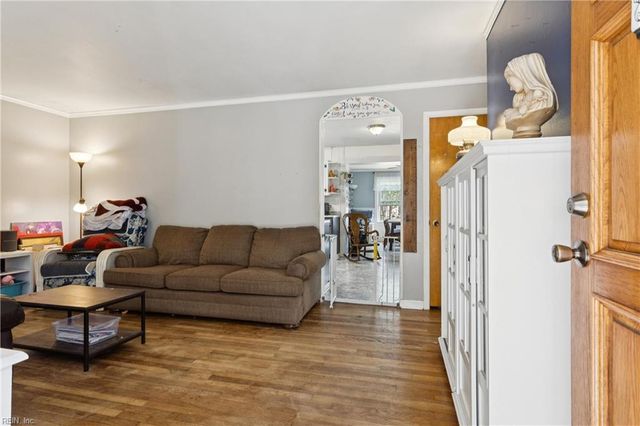 115 Cheadle LOOP, Seaford, VA 23696