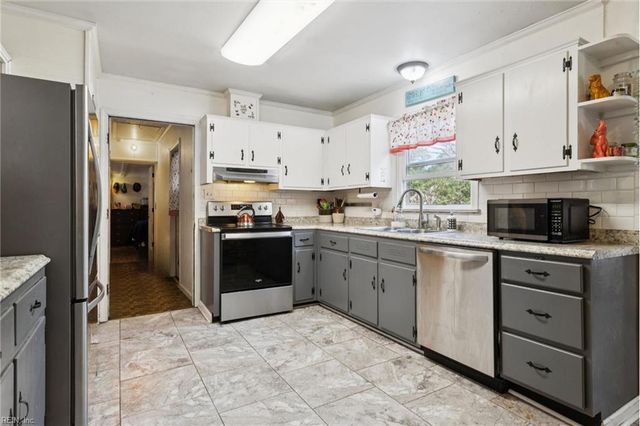 115 Cheadle LOOP, Seaford, VA 23696