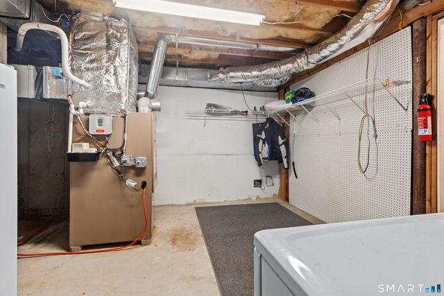 19 Highwood Circle 19, Colchester, CT 06415