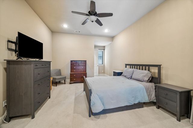 2848 Leeland Street, Houston, TX 77003