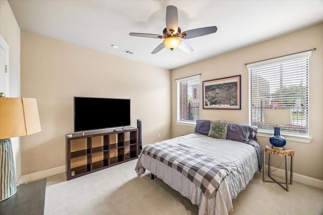2848 Leeland Street, Houston, TX 77003