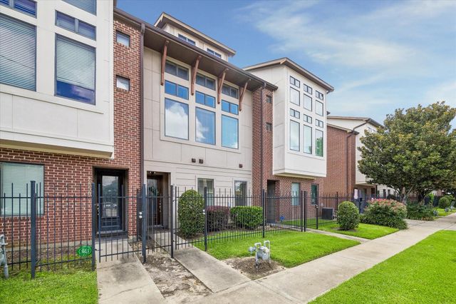2848 Leeland Street, Houston, TX 77003