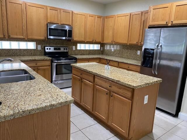 759 Gazetta Way, West Palm Beach, FL 33413