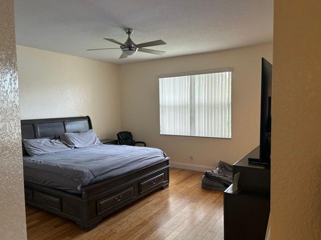 759 Gazetta Way, West Palm Beach, FL 33413