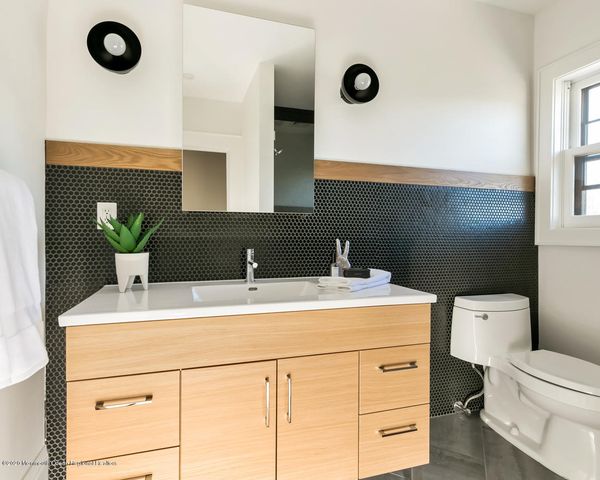 23 Lincoln Avenue MAIN HOUSE, Rumson, NJ 07760